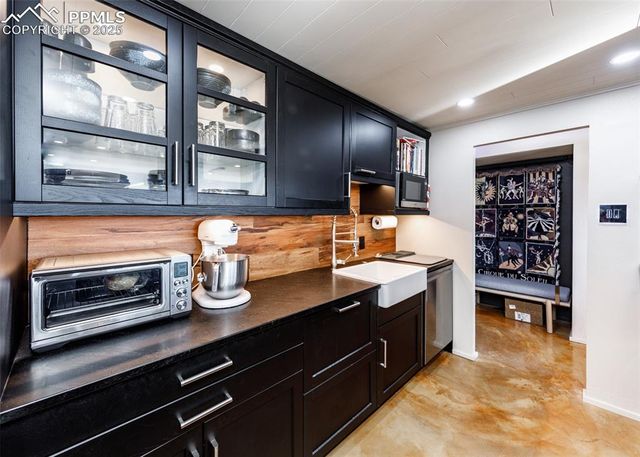 411 Lakewood Circle C706, Colorado Springs, CO 80910