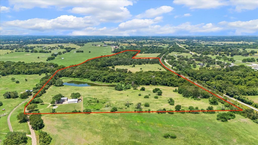 1601 Babylon Lane, Schulenburg, TX 78956