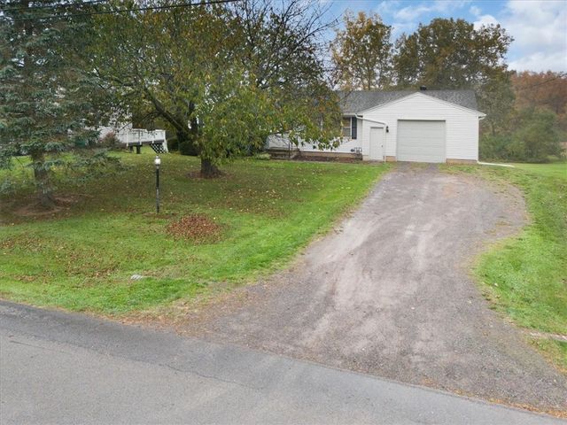 4279 Cream Ridge Road, Macedon, NY 14502