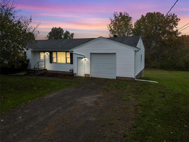 4279 Cream Ridge Road, Macedon, NY 14502