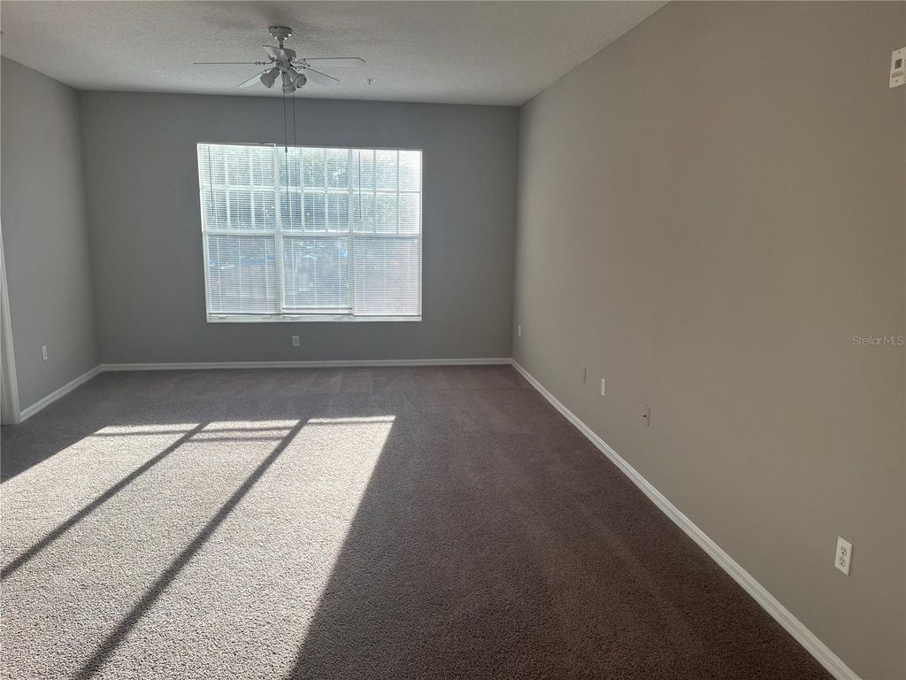 Image 11 of property listing at 5572 METROWEST BOULEVARD 209, Orlando, FL 32811