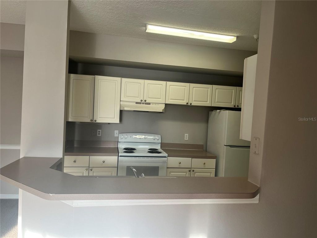 Image 8 of property listing at 5572 METROWEST BOULEVARD 209, Orlando, FL 32811