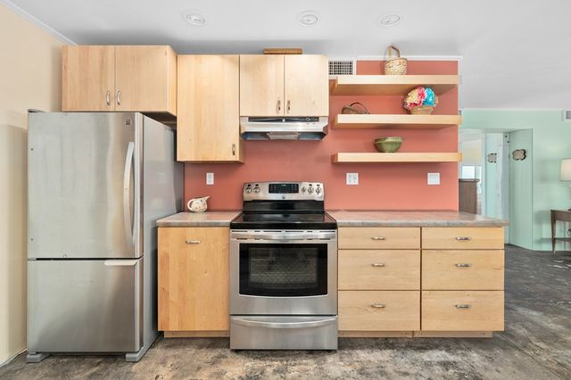 3657 Copano Dr, Rockport, TX 78382