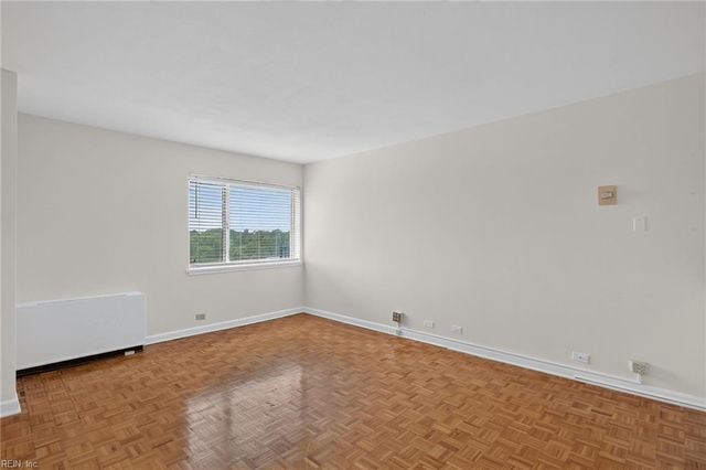 7320 Glenroie Ave Apt 7G, Norfolk, VA 23505
