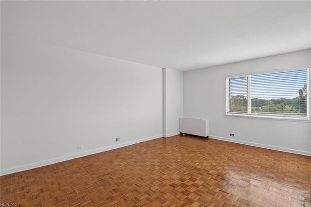 7320 Glenroie Ave Apt 7G, Norfolk, VA 23505