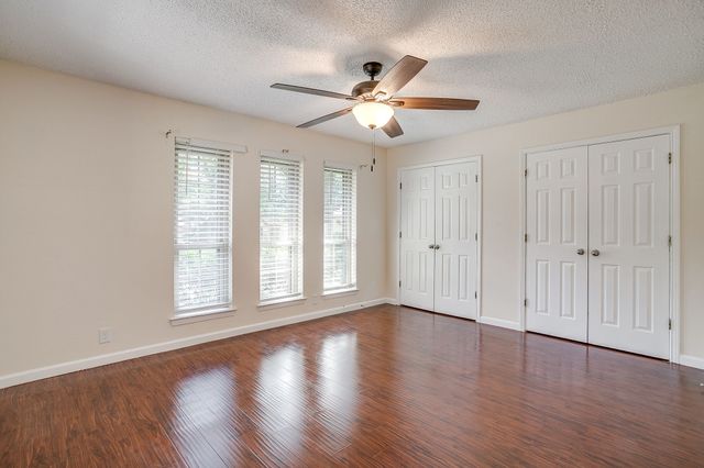 1135 Joanna Circle, Desoto, TX 75115