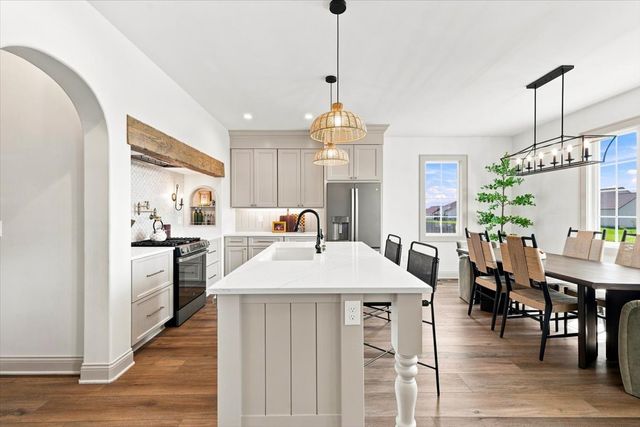405 SW 17th Street, Ankeny, IA 50023