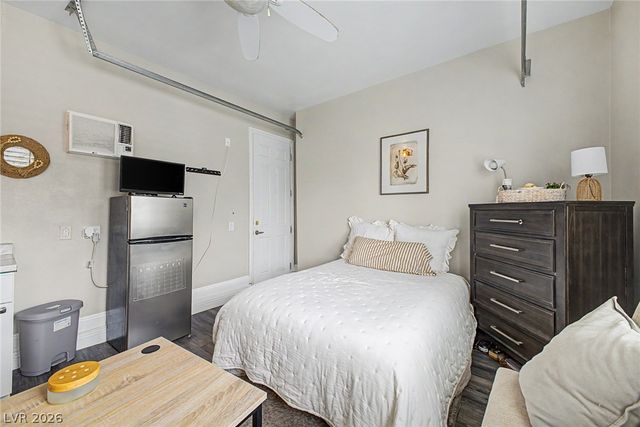 8226 Mount Logan Court, Las Vegas, NV 89131