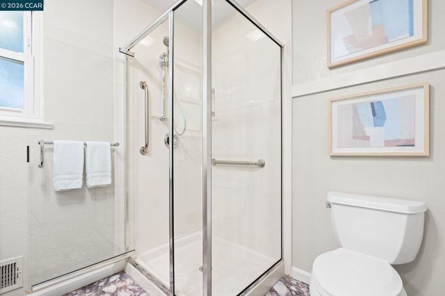 4050 Saint Marys St, Martinez, CA 94553