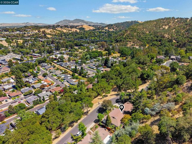 4050 Saint Marys St, Martinez, CA 94553