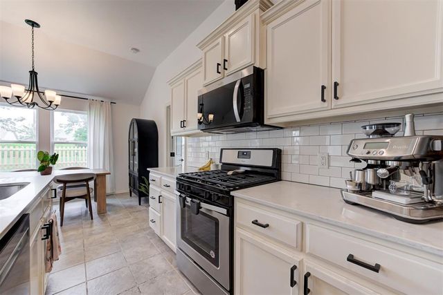 1212 SW 156th Terrace, Oklahoma City, OK 73170