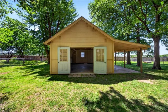 5586 Walden Street, Lowell, AR 72745