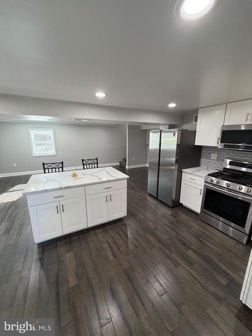 827 UNIVERSITY BLVD W, Silver Spring, MD 20901