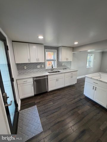 827 UNIVERSITY BLVD W, Silver Spring, MD 20901