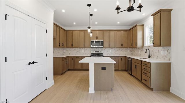 6274 Old Gloucester WAY, Gloucester, VA 23061