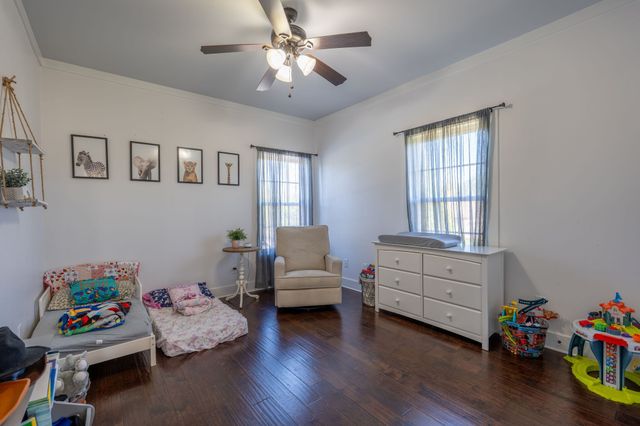 562 Double Eagle Dr, Summertown, TN 38483