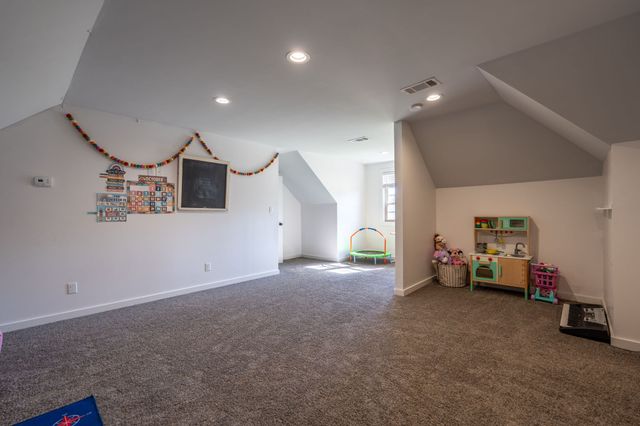 562 Double Eagle Dr, Summertown, TN 38483