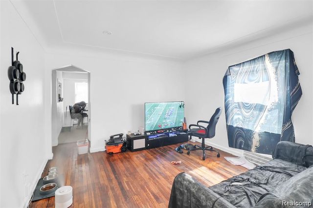 18668 Warwick Street, Detroit, MI 48219