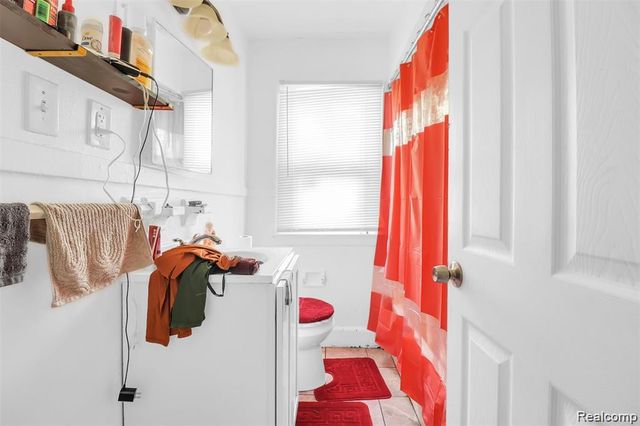 18668 Warwick Street, Detroit, MI 48219