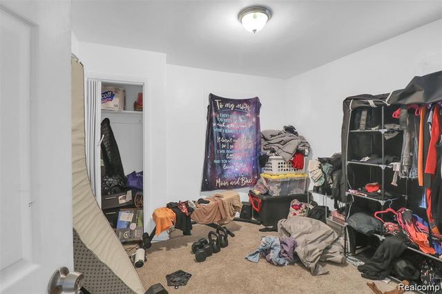 18668 Warwick Street, Detroit, MI 48219