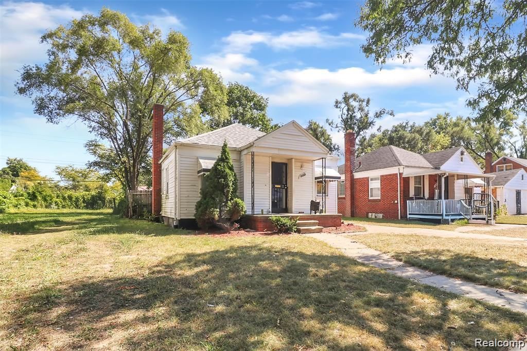 18668 Warwick Street, Detroit, MI 48219