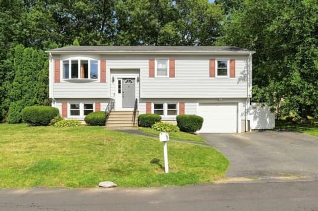 172 Friendship Street, North Providence, RI 02904
