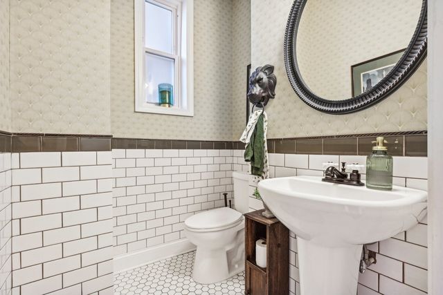 4914 S Washington Park Court, Chicago, IL 60615