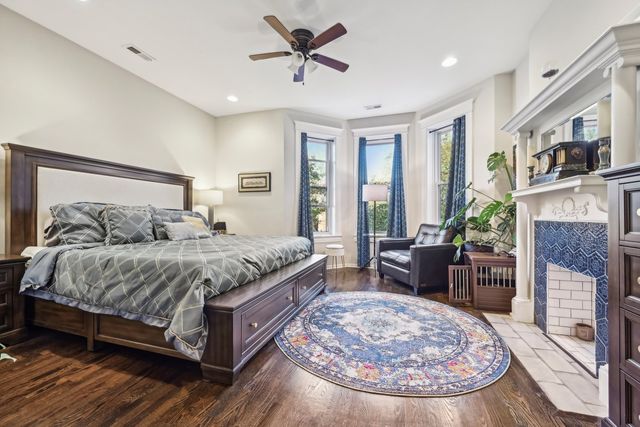 4914 S Washington Park Court, Chicago, IL 60615