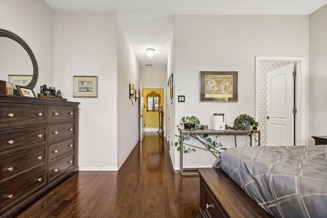 4914 S Washington Park Court, Chicago, IL 60615