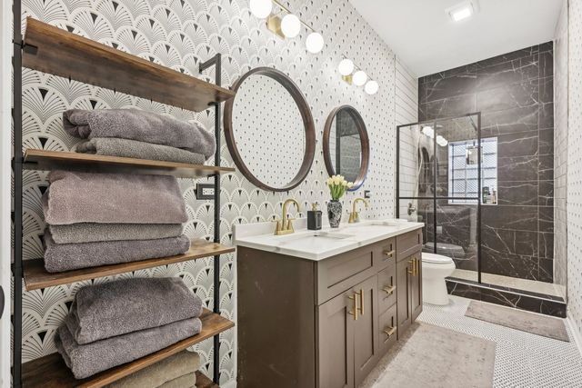 4914 S Washington Park Court, Chicago, IL 60615