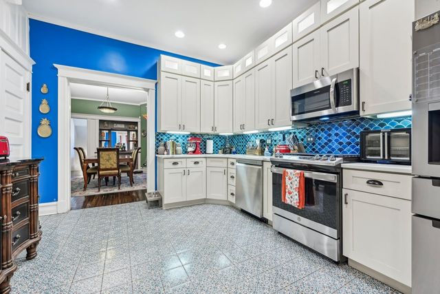 4914 S Washington Park Court, Chicago, IL 60615