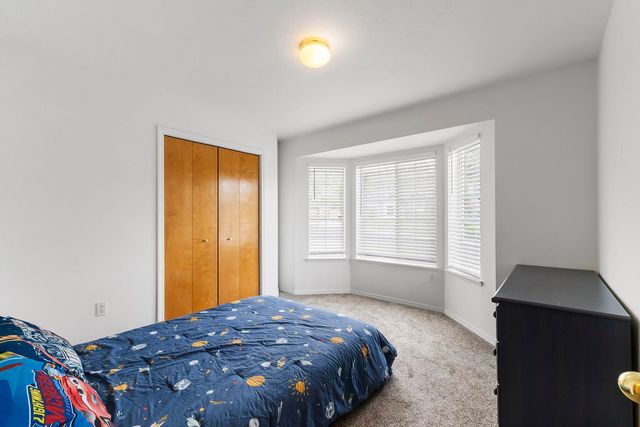 808 E Country Hill Ct, Spokane, WA 99208