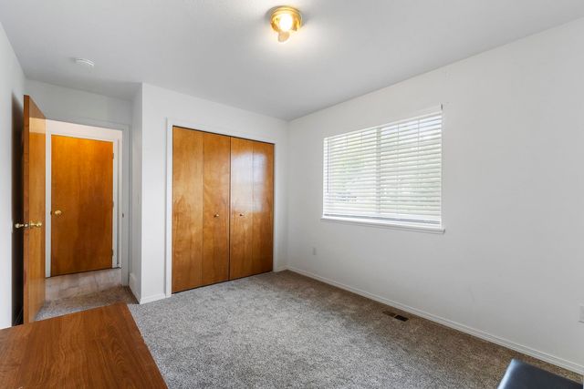 808 E Country Hill Ct, Spokane, WA 99208