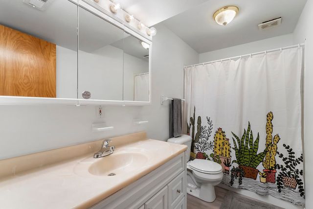 808 E Country Hill Ct, Spokane, WA 99208