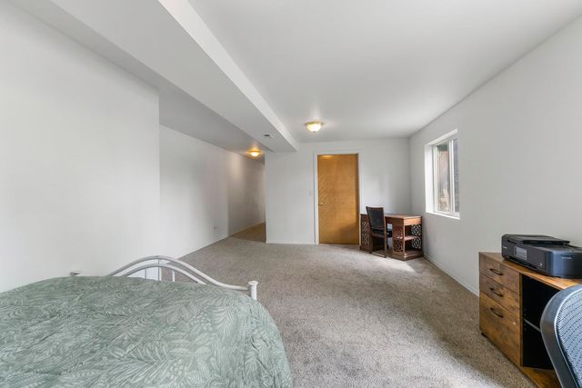 808 E Country Hill Ct, Spokane, WA 99208