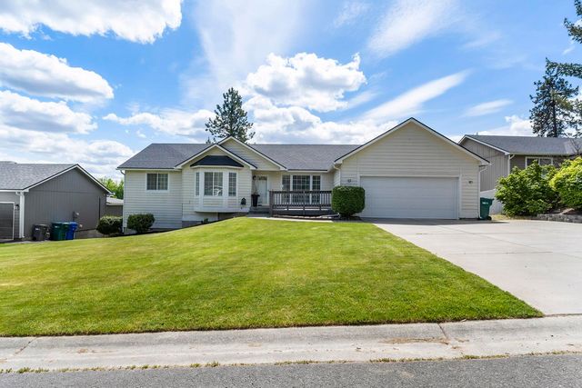 808 E Country Hill Ct, Spokane, WA 99208