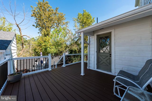 7 CEDARWOOD RD, Catonsville, MD 21228
