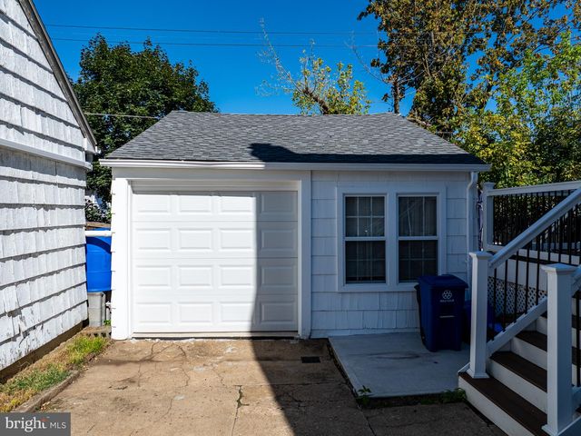 7 CEDARWOOD RD, Catonsville, MD 21228