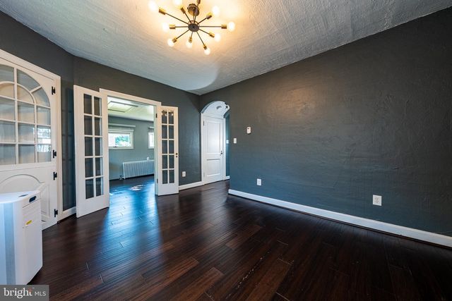 7 CEDARWOOD RD, Catonsville, MD 21228
