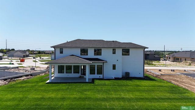 19606 Jaynes Street, Elkhorn, NE 68022