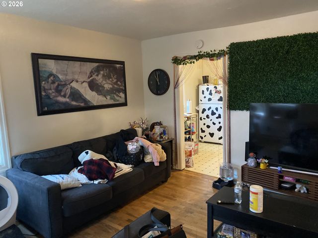 1910 W 17TH Ave, Eugene, OR 97402