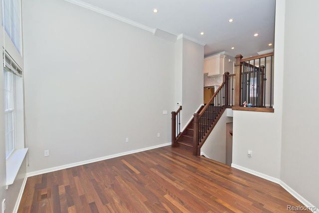 1566 MARYLAND CLUB Drive, Royal Oak, MI 48067