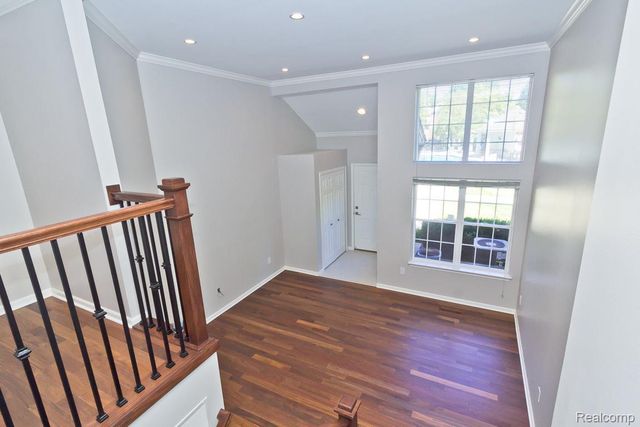 1566 MARYLAND CLUB Drive, Royal Oak, MI 48067