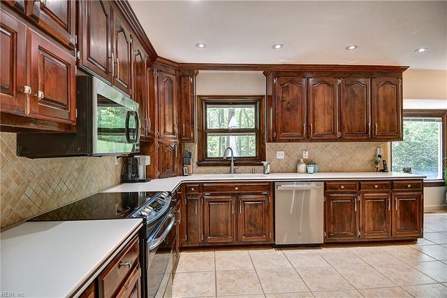 946 Quail Run QUAY, Virginia Beach, VA 23452
