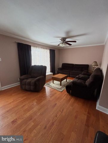 9215 CRISPIN ST, Philadelphia, PA 19114