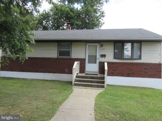 131 EDGEWOOD AVE, Bellmawr, NJ 08031