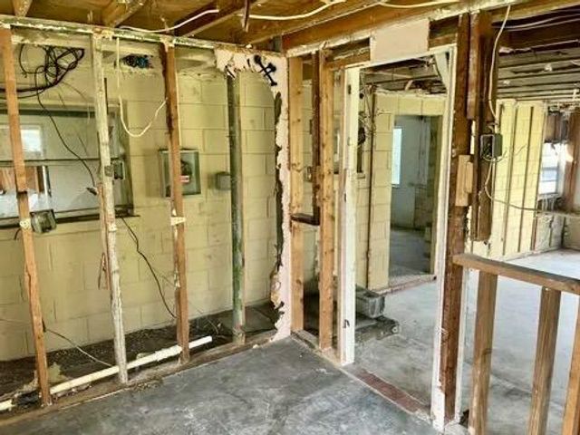 4676 Arcadia Ave Avenue, Fort Pierce, FL 34946