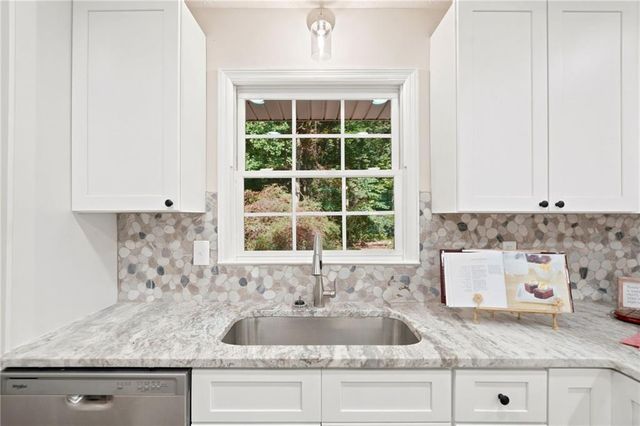 7215 Sinyard Road, Lithia Springs, GA 30122