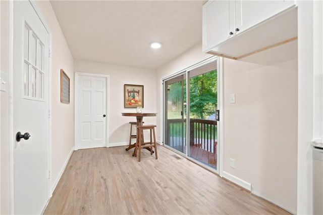 7215 Sinyard Road, Lithia Springs, GA 30122