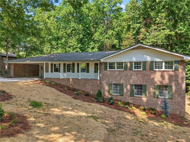 7215 Sinyard Road, Lithia Springs, GA 30122